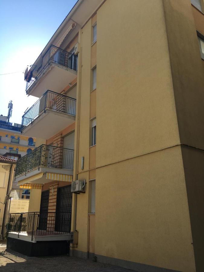 App. Marcopolo - 100Mt Dal Mare Apartment ลิโดดิเยโซโล ภายนอก รูปภาพ